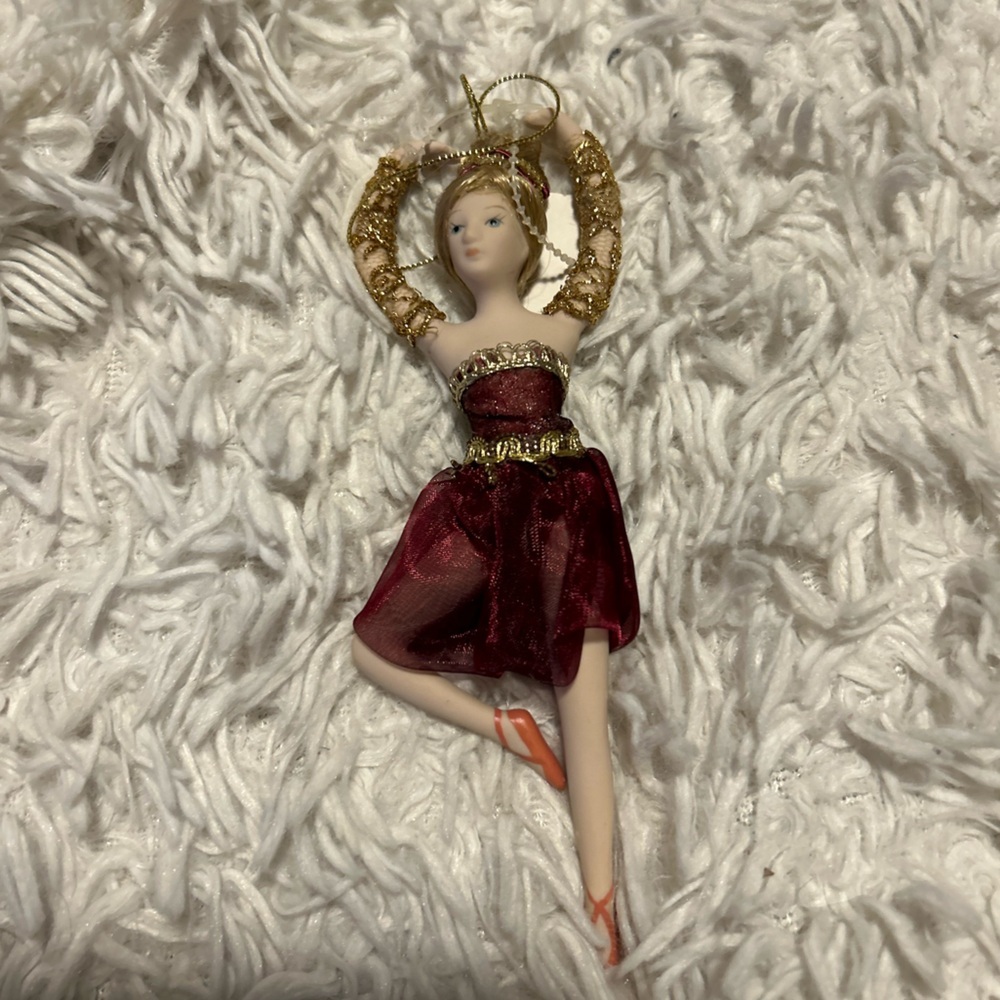 Beautiful hanging Ballerina dancer porcelain
Christmas ornament